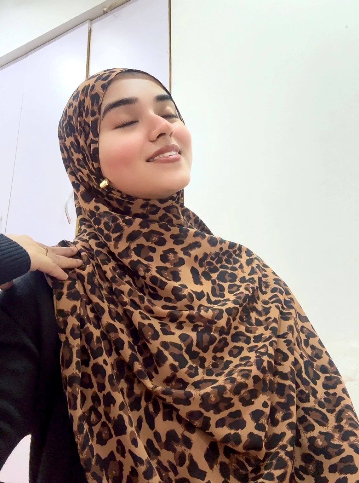 CHEETAH PRINT HIJAB - Image 7