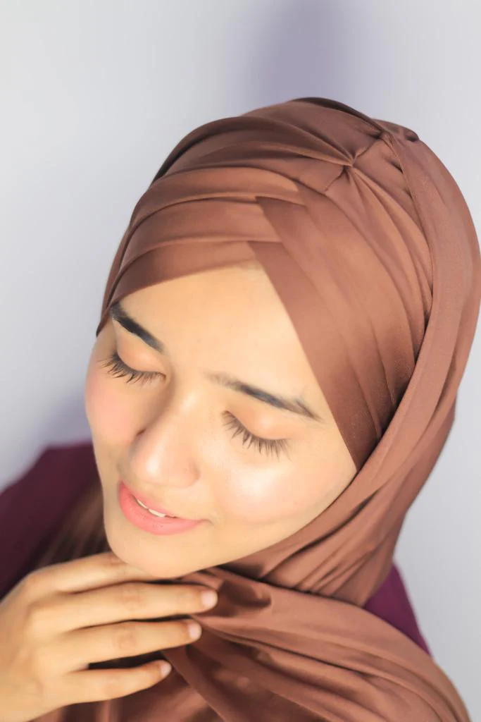 Chocolate Brown - Image 2