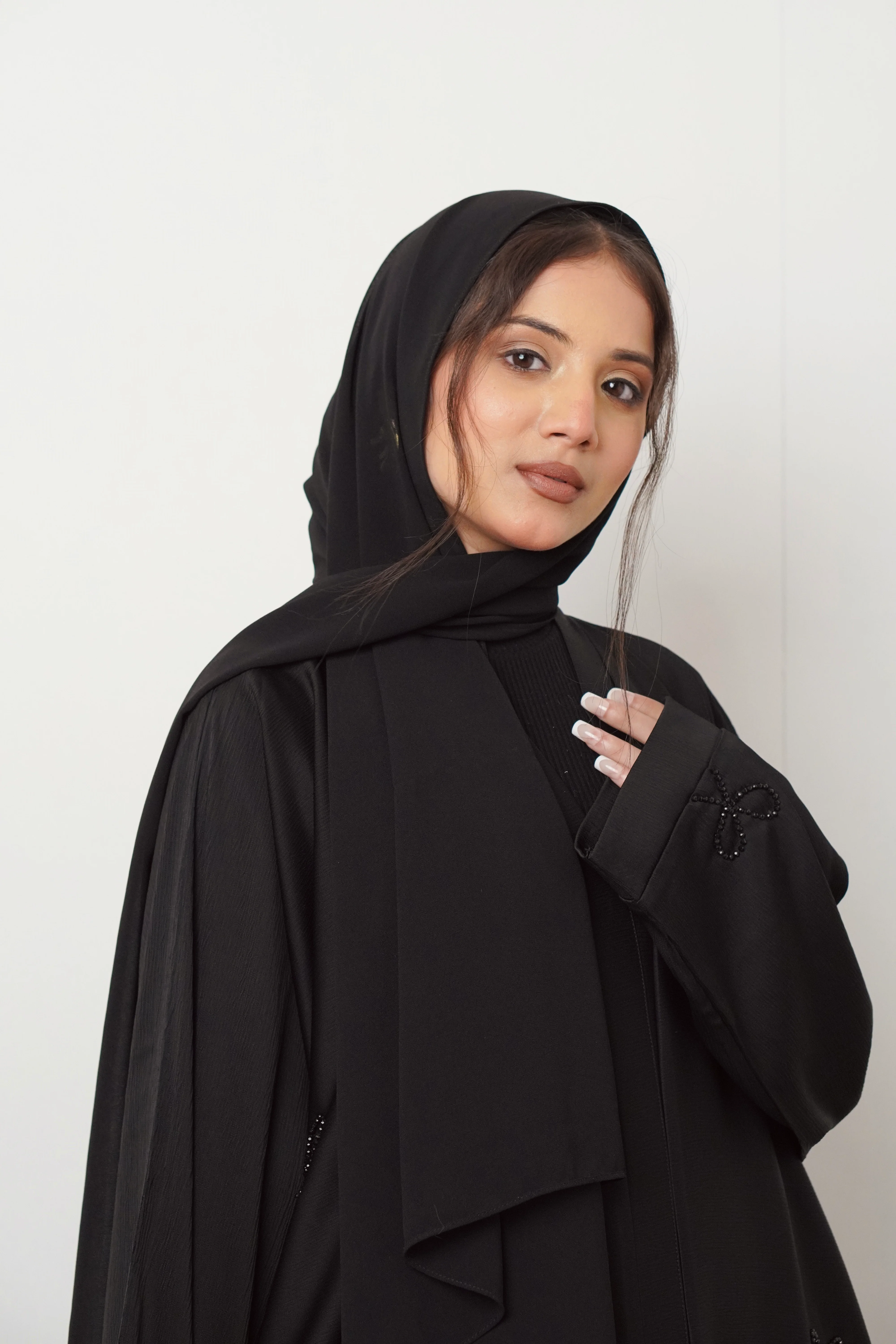 COQUETTE ABAYAH - BLACK - Image 3