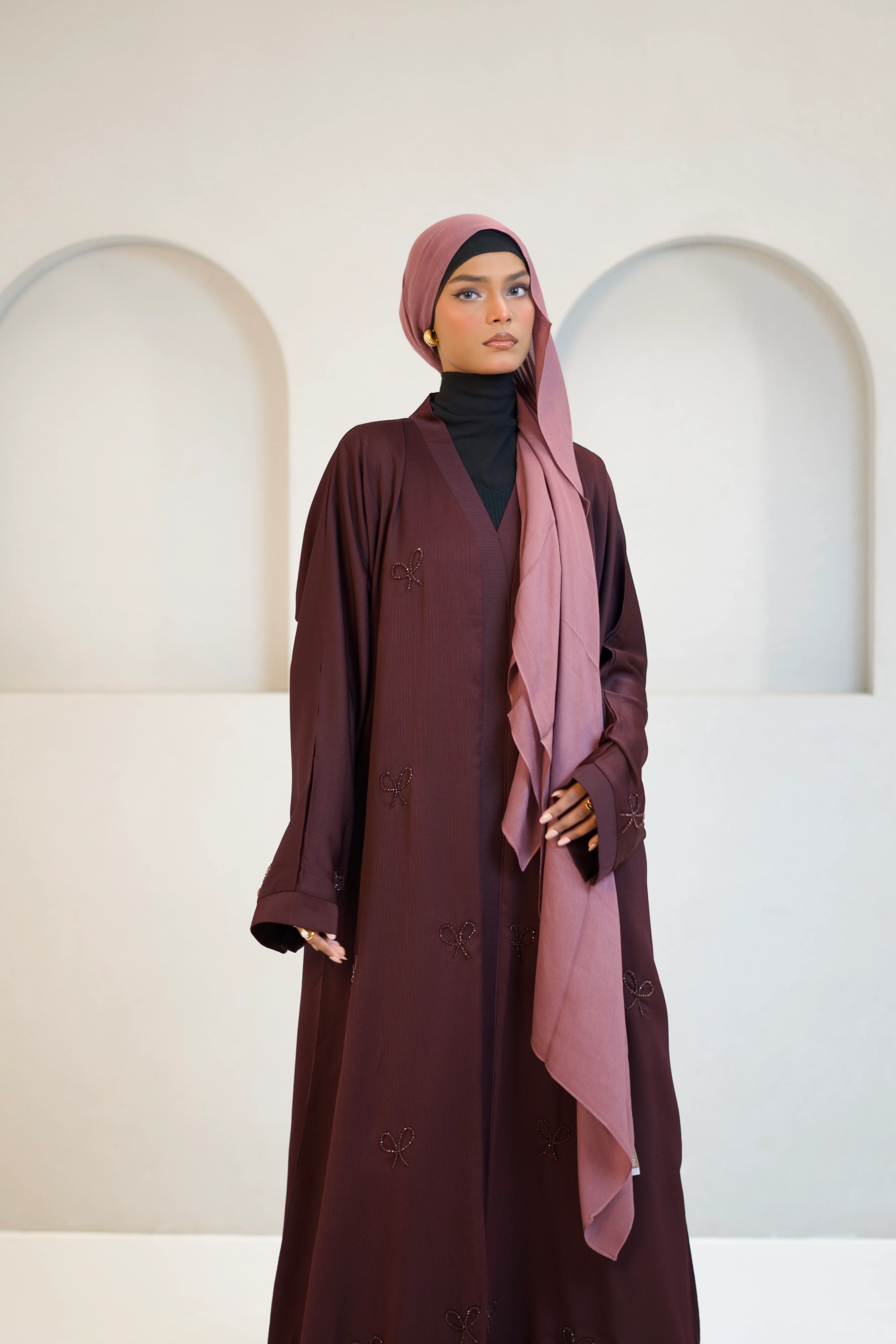 COQUETTE ABAYAH - MAROON - Image 4