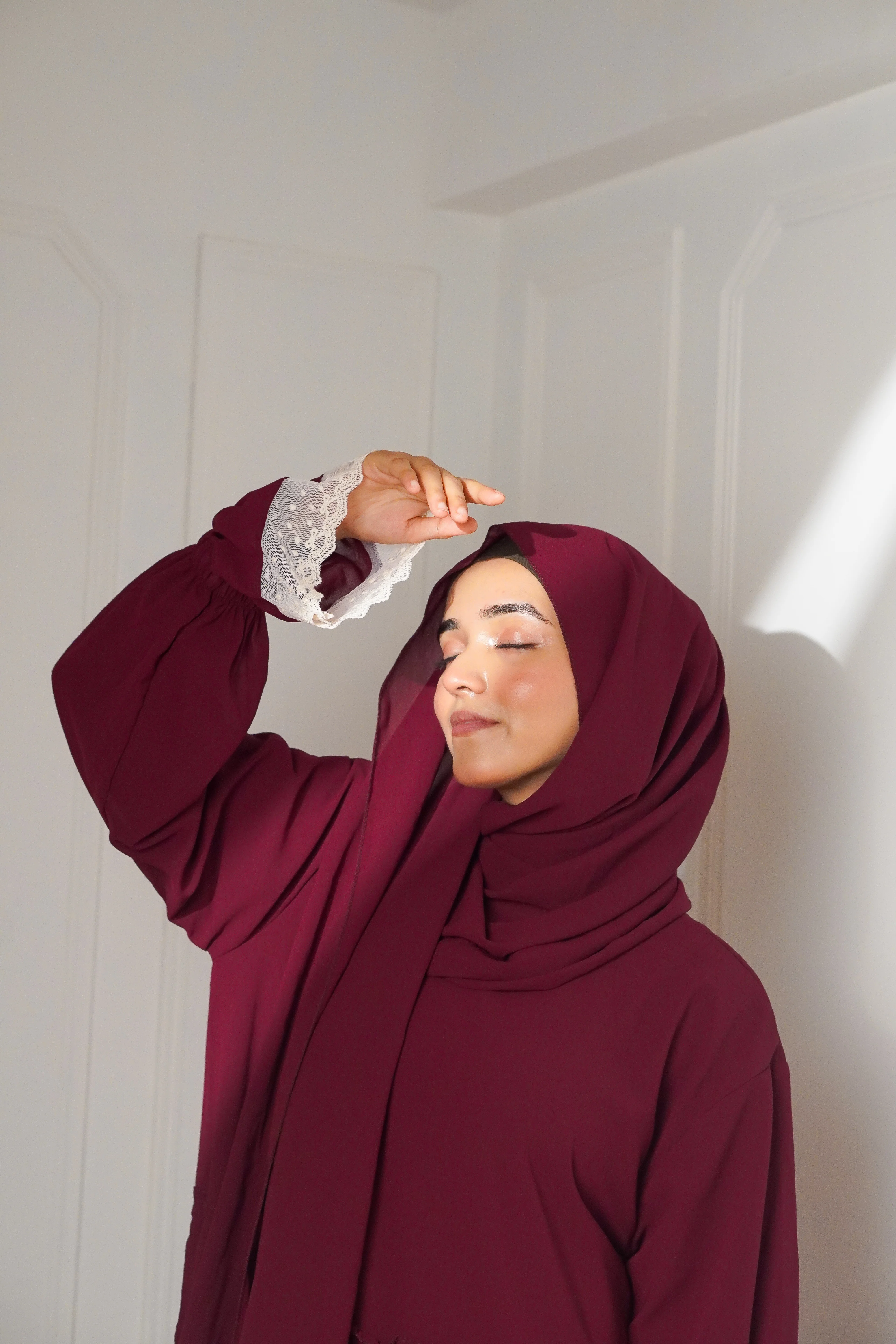 Feriha 2.0 Ruffled Dress - MAROON - Image 5