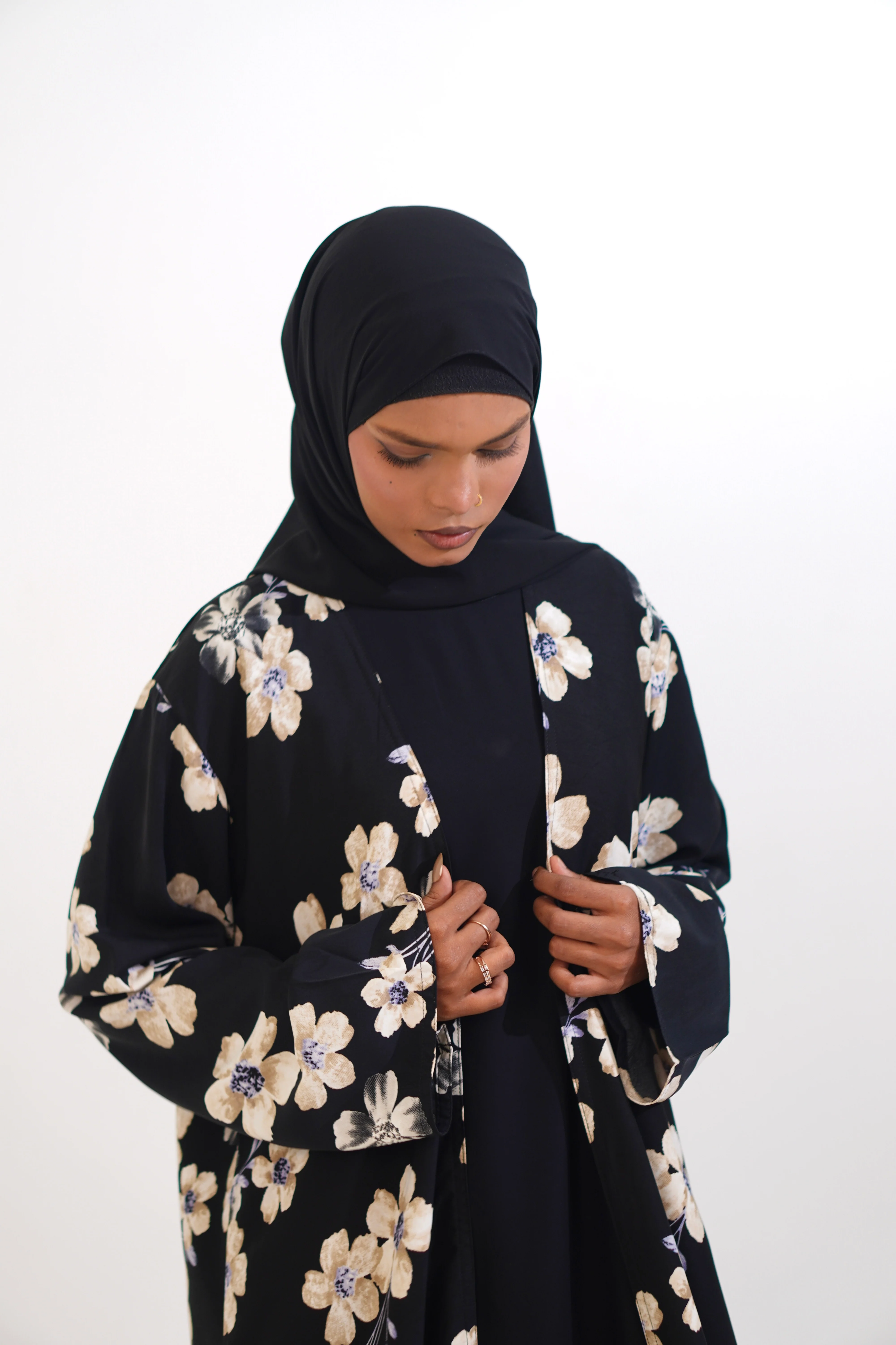 FLORAL PRINTED ABAYAH - BLACK - Image 14
