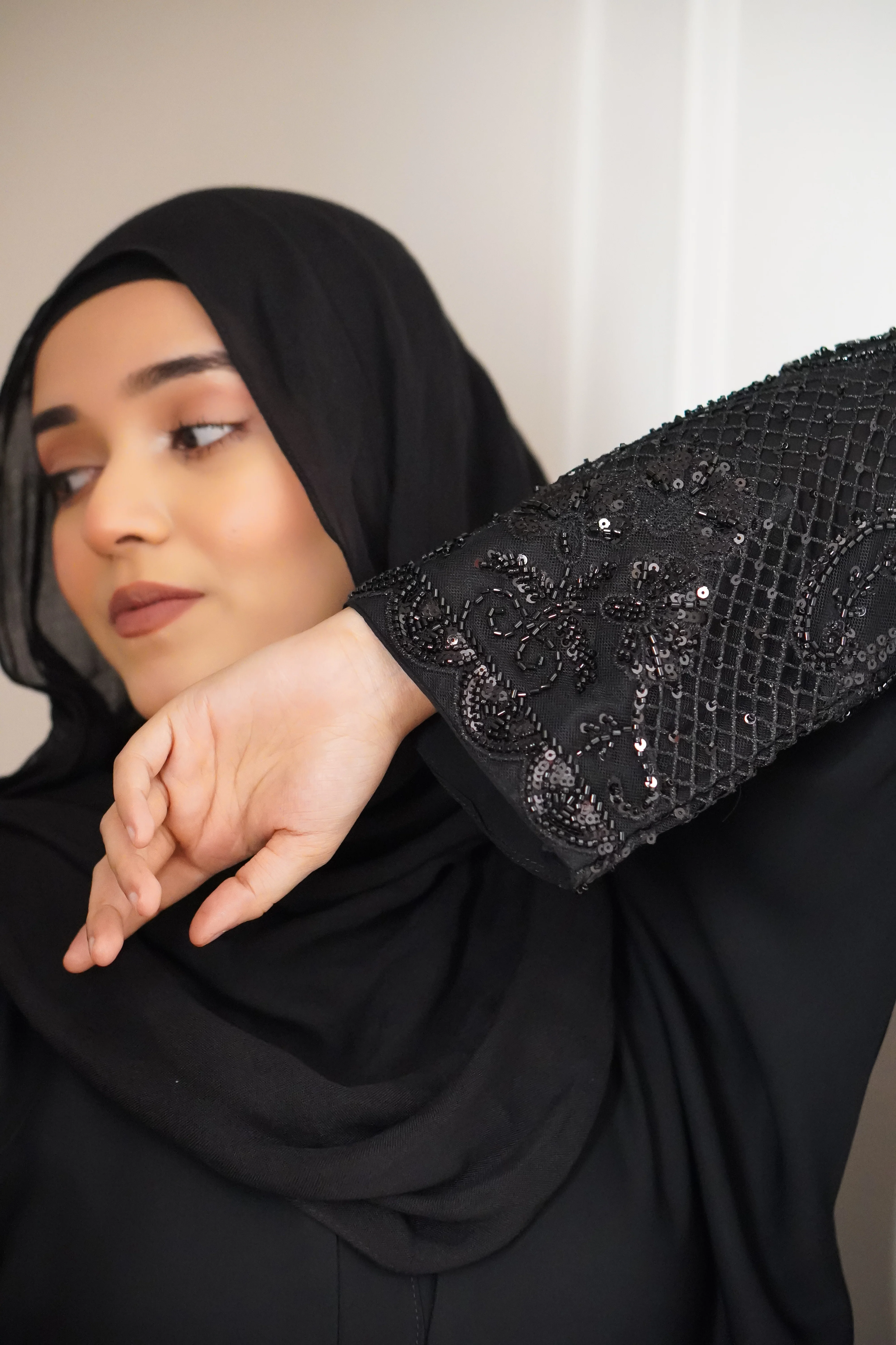 Hayat Abayah - Image 2
