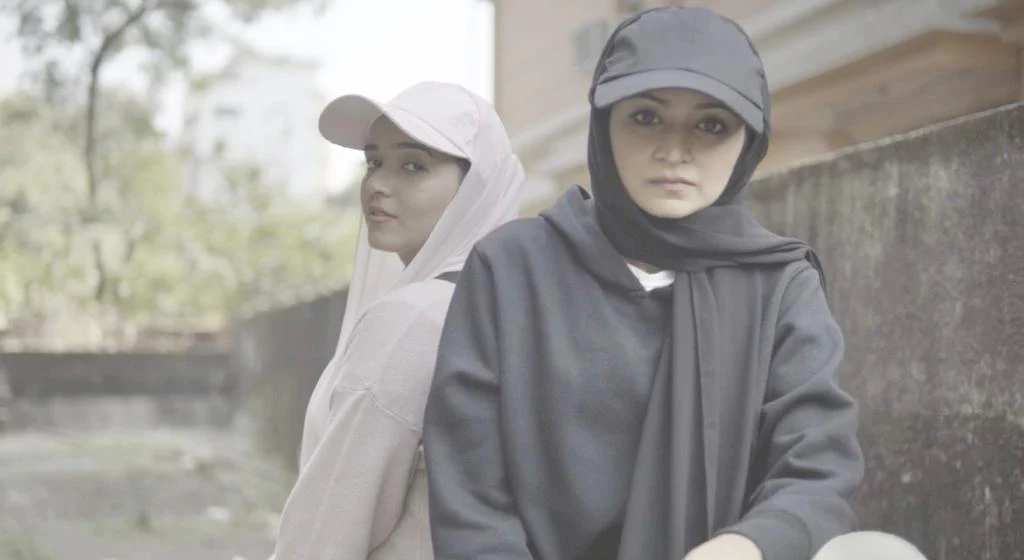 HIJAB ATTACHED WITH CAP - BLACK - Image 5