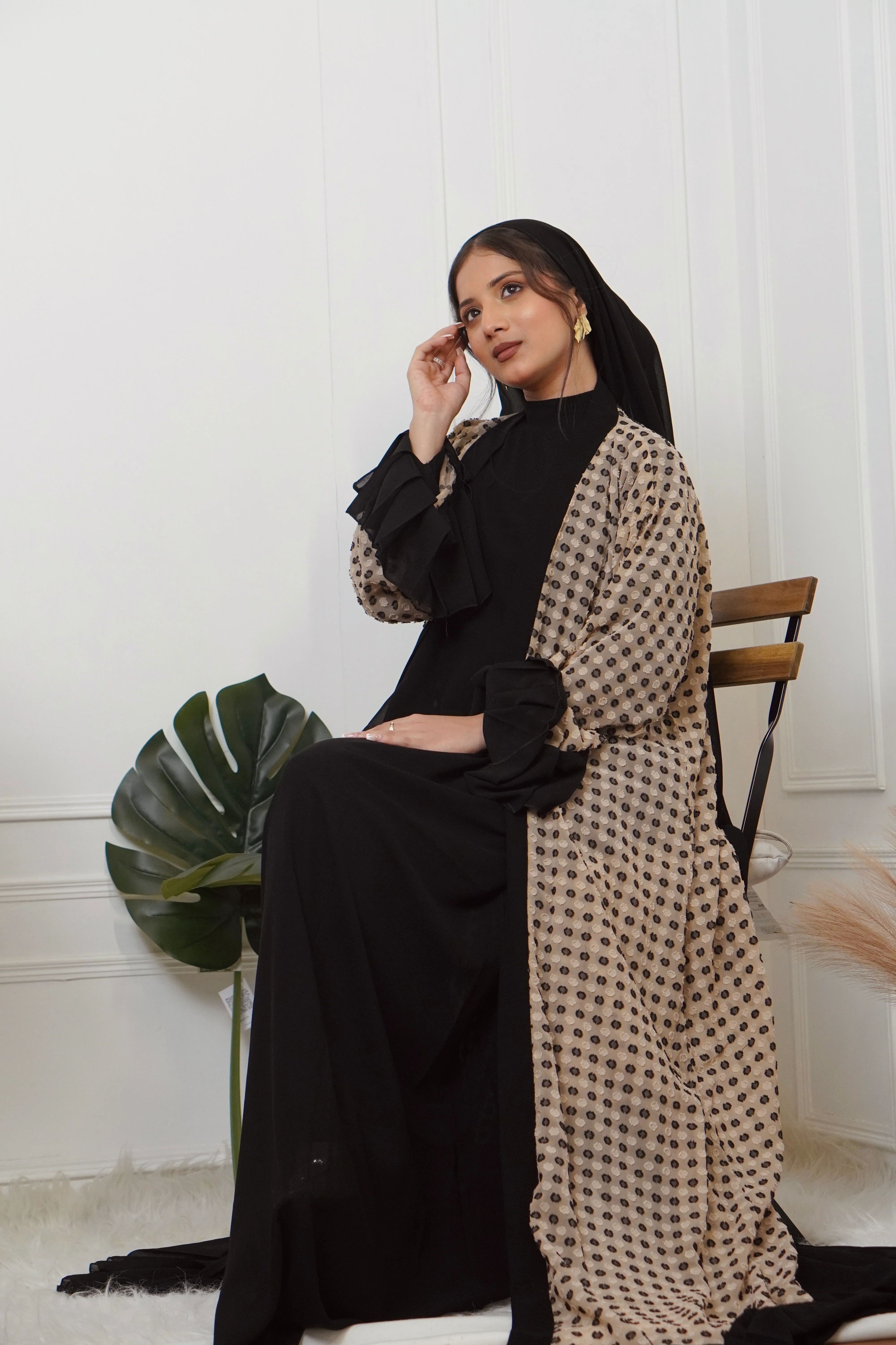 BLACK & BEIGE JACKET STYLE ABAYAH - Image 2