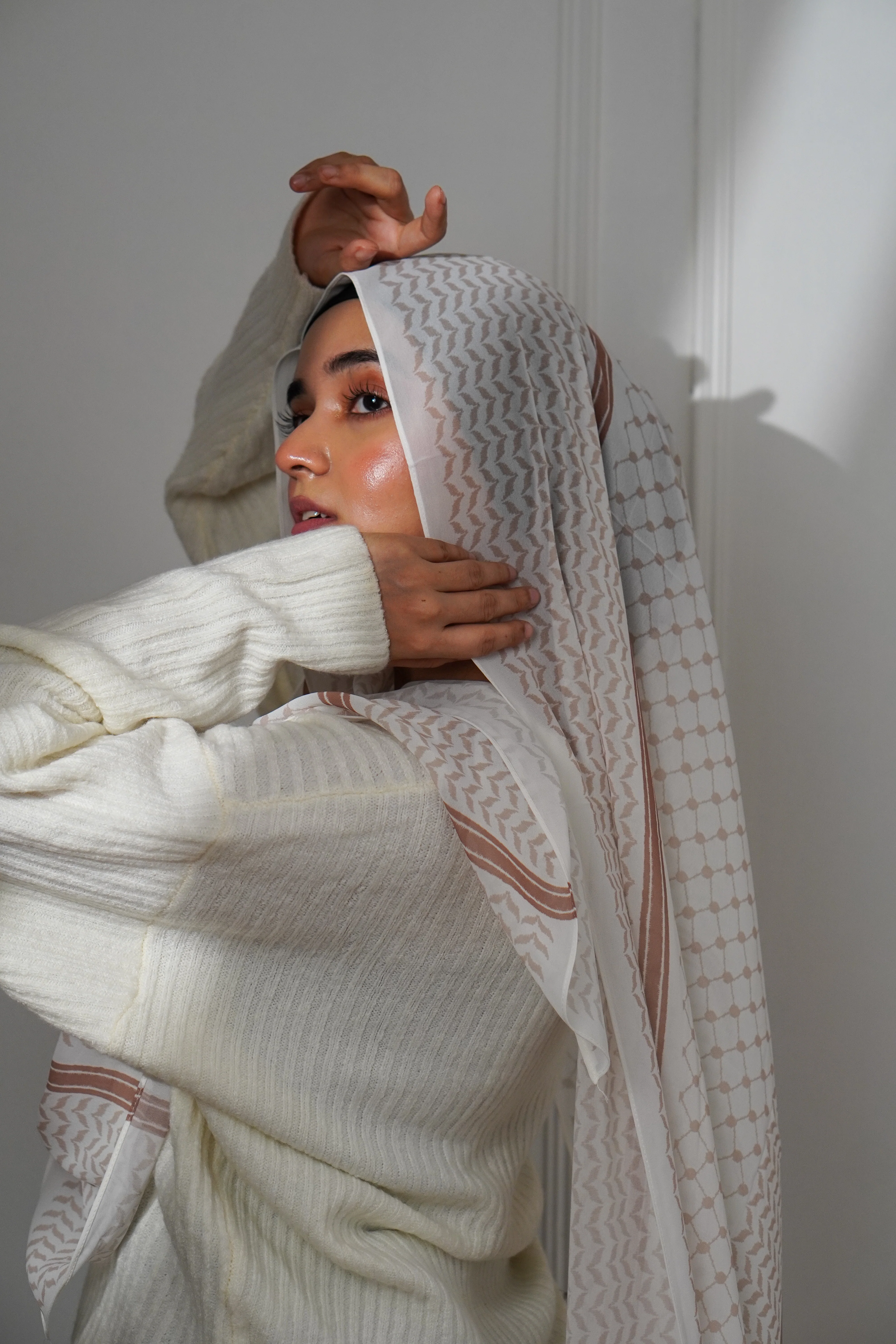 Keffiyeh Hijab - Beige - Image 5