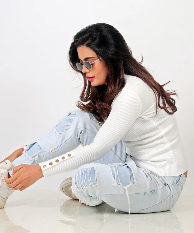 Knitted button tee – white - Image 2