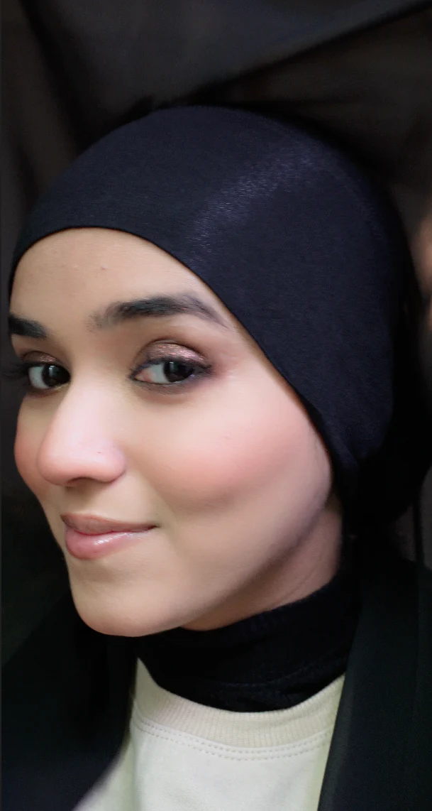 MAGNETIC HIJAB - BLACK - Image 5