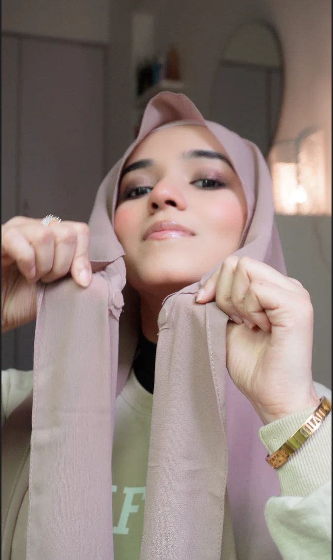 MAGNETIC HIJAB - NUDE - Image 3