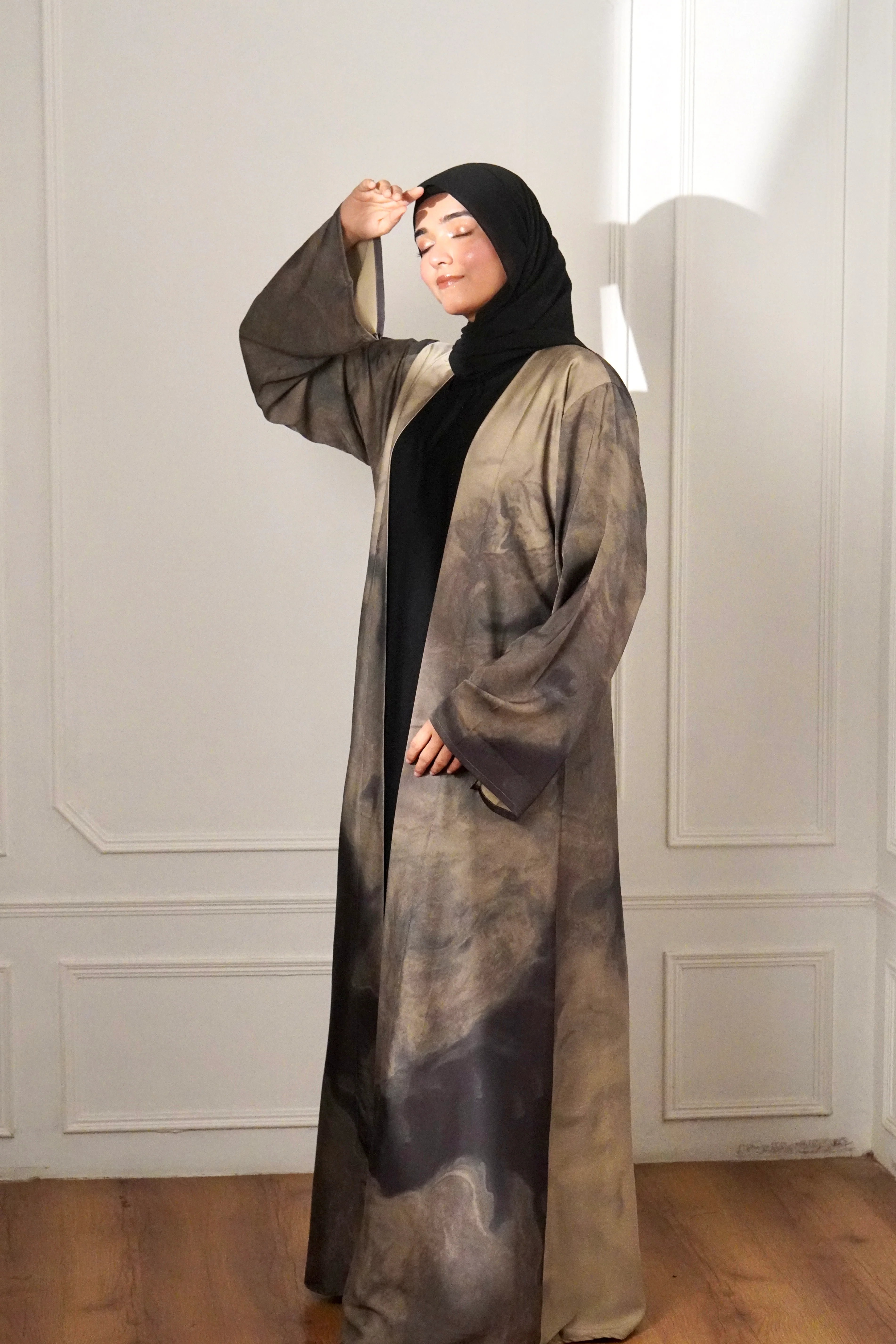 MARBLE PRINT ABAYAH - IVORY MIST - Image 7