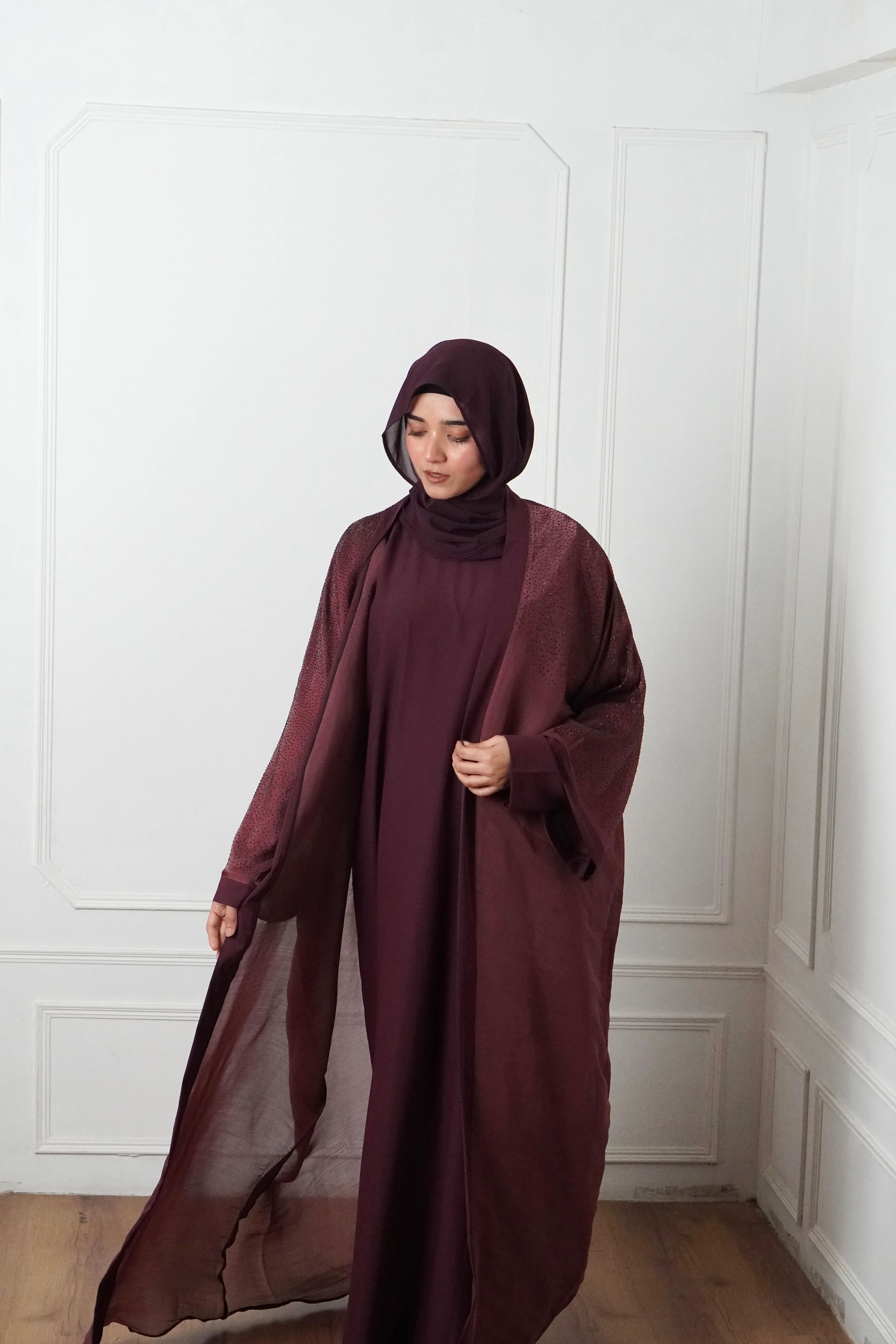 MEHROON NAZAKAT - Image 11