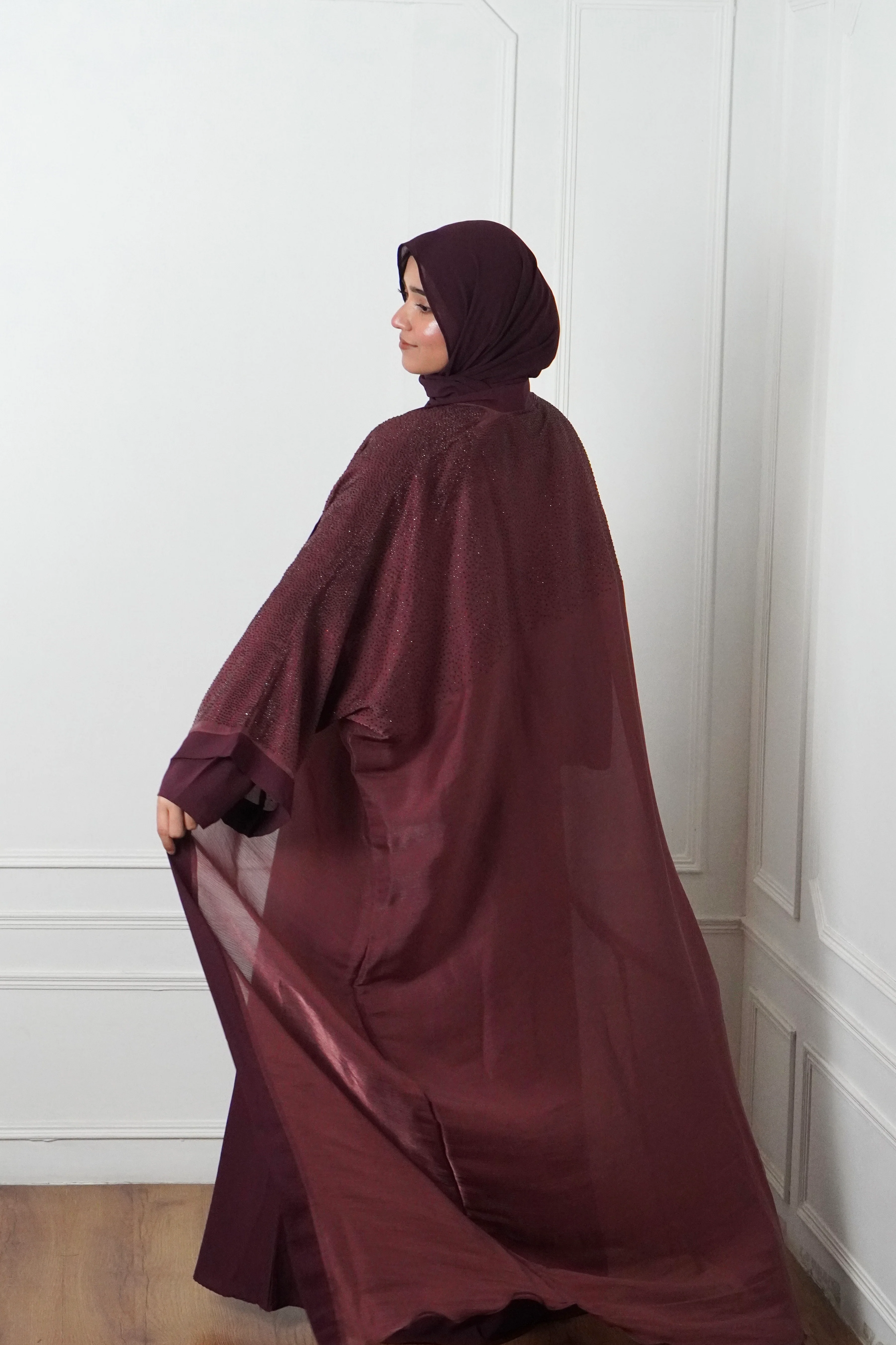 MEHROON NAZAKAT - Image 4
