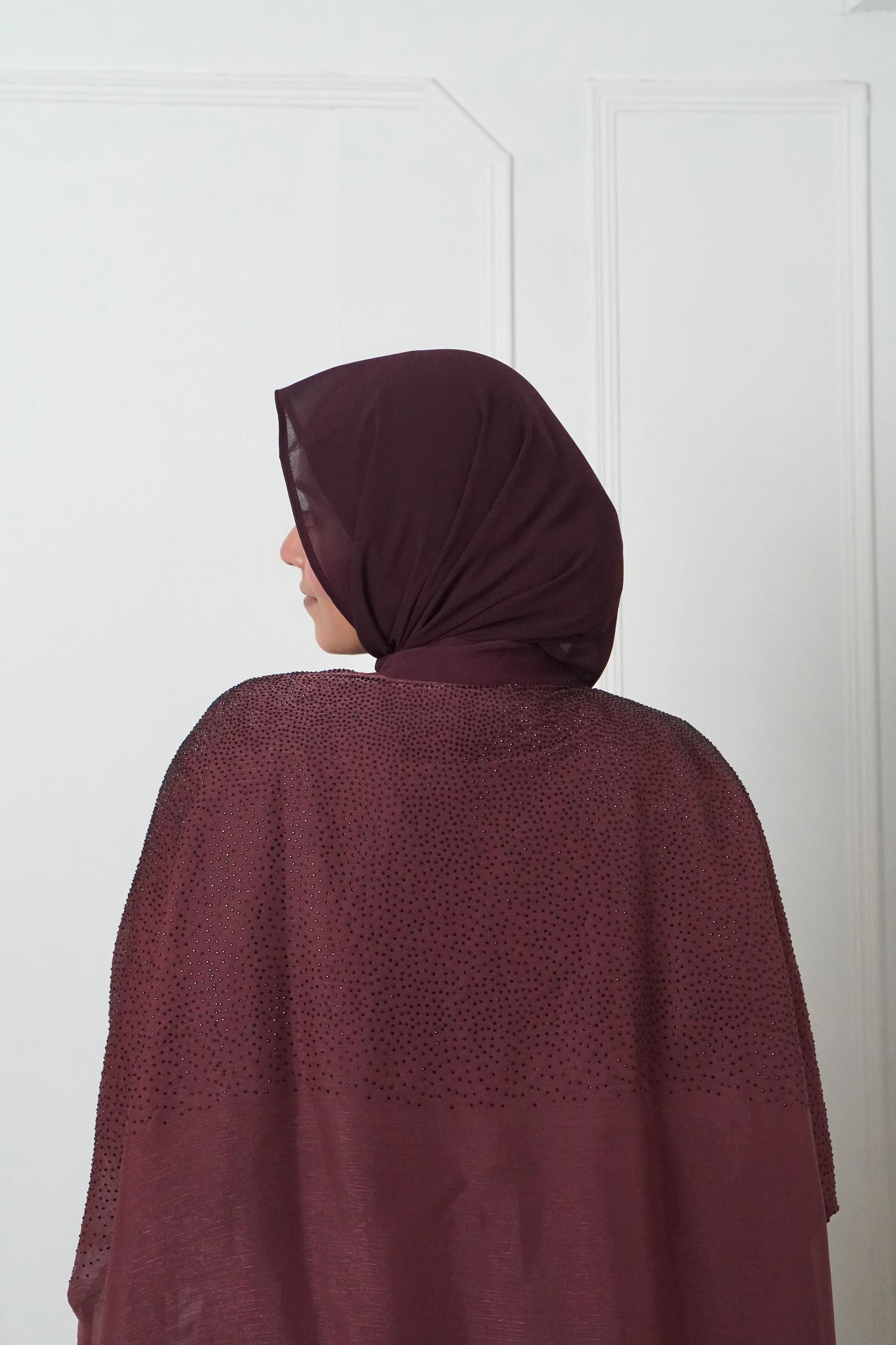 MEHROON NAZAKAT - Image 7