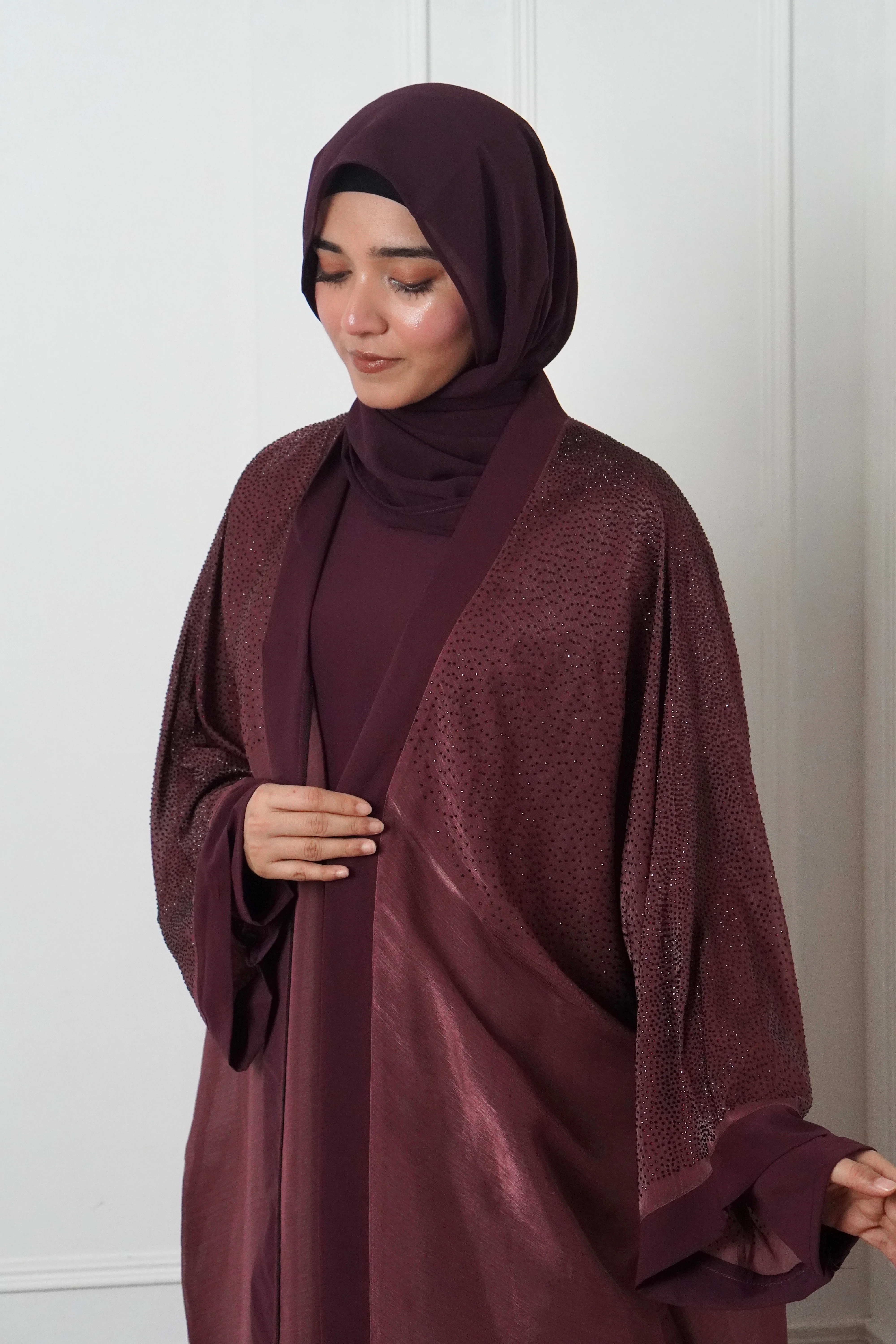 MEHROON NAZAKAT - Image 8