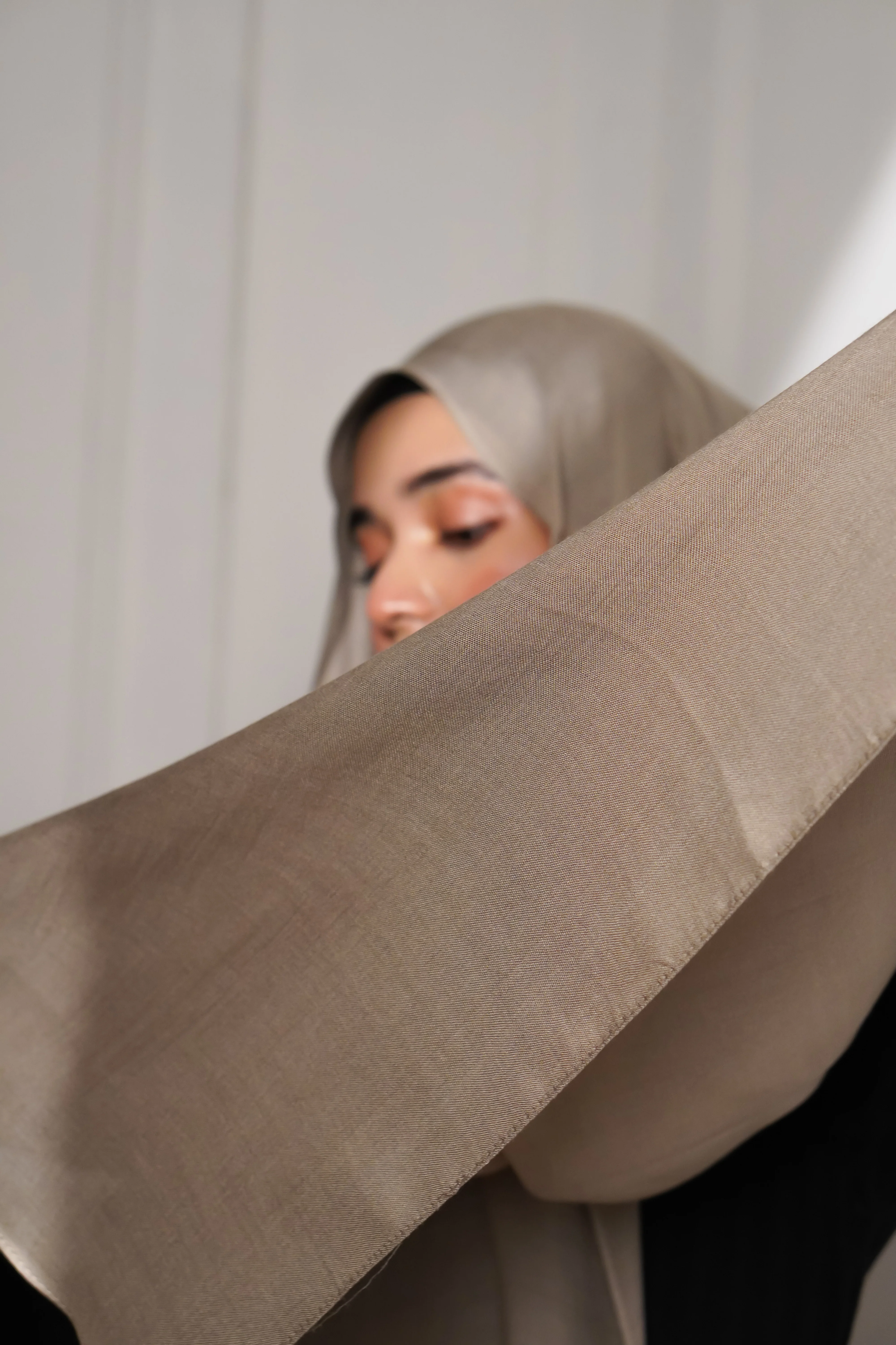 Modal Hijab #19 Khaki - Image 4