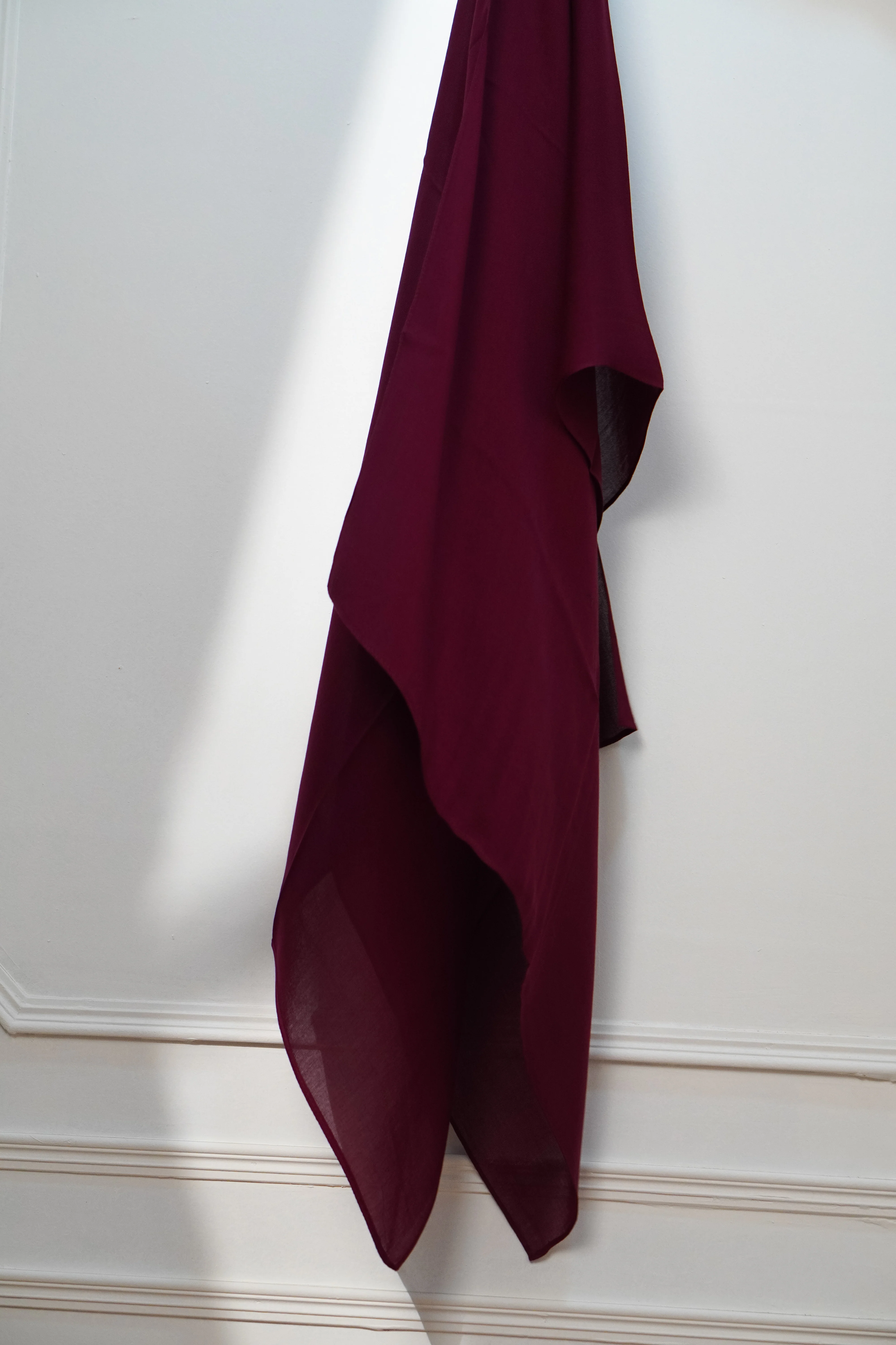Modal Hijab #24 Maroon - Image 4