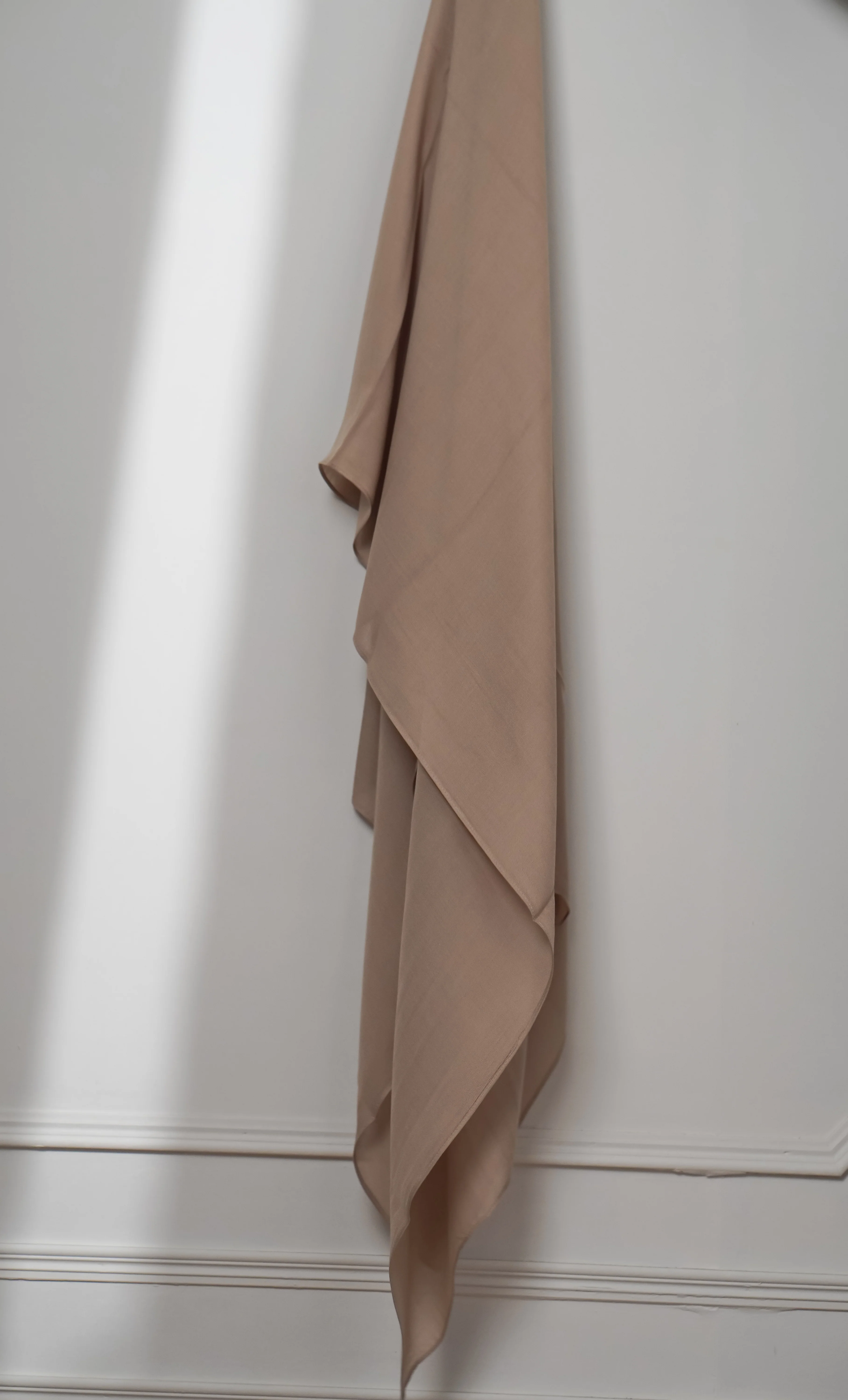 Modal Hijab #8 Nude - Image 4