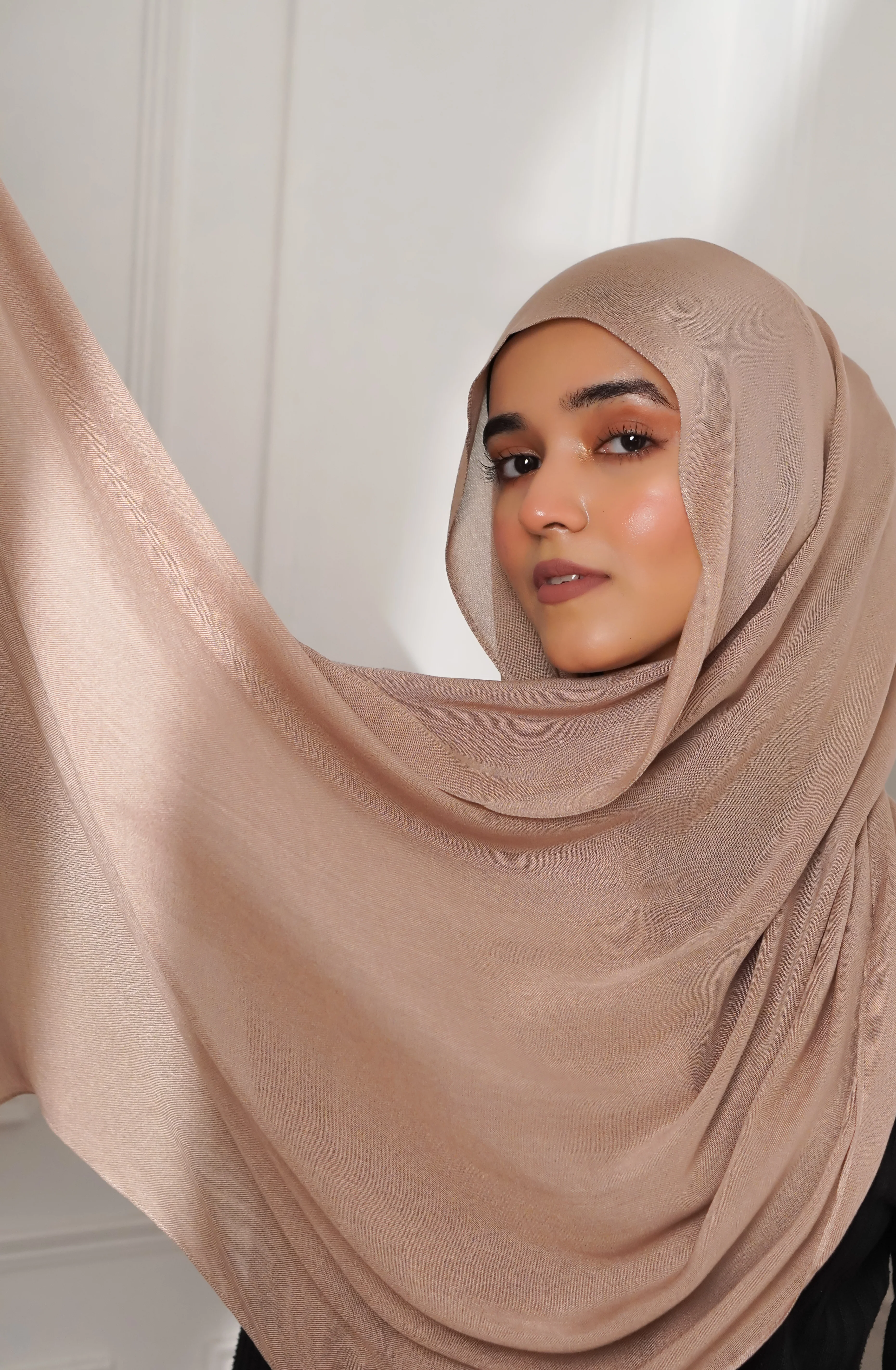 Modal Hijab #6 Camel - Image 4