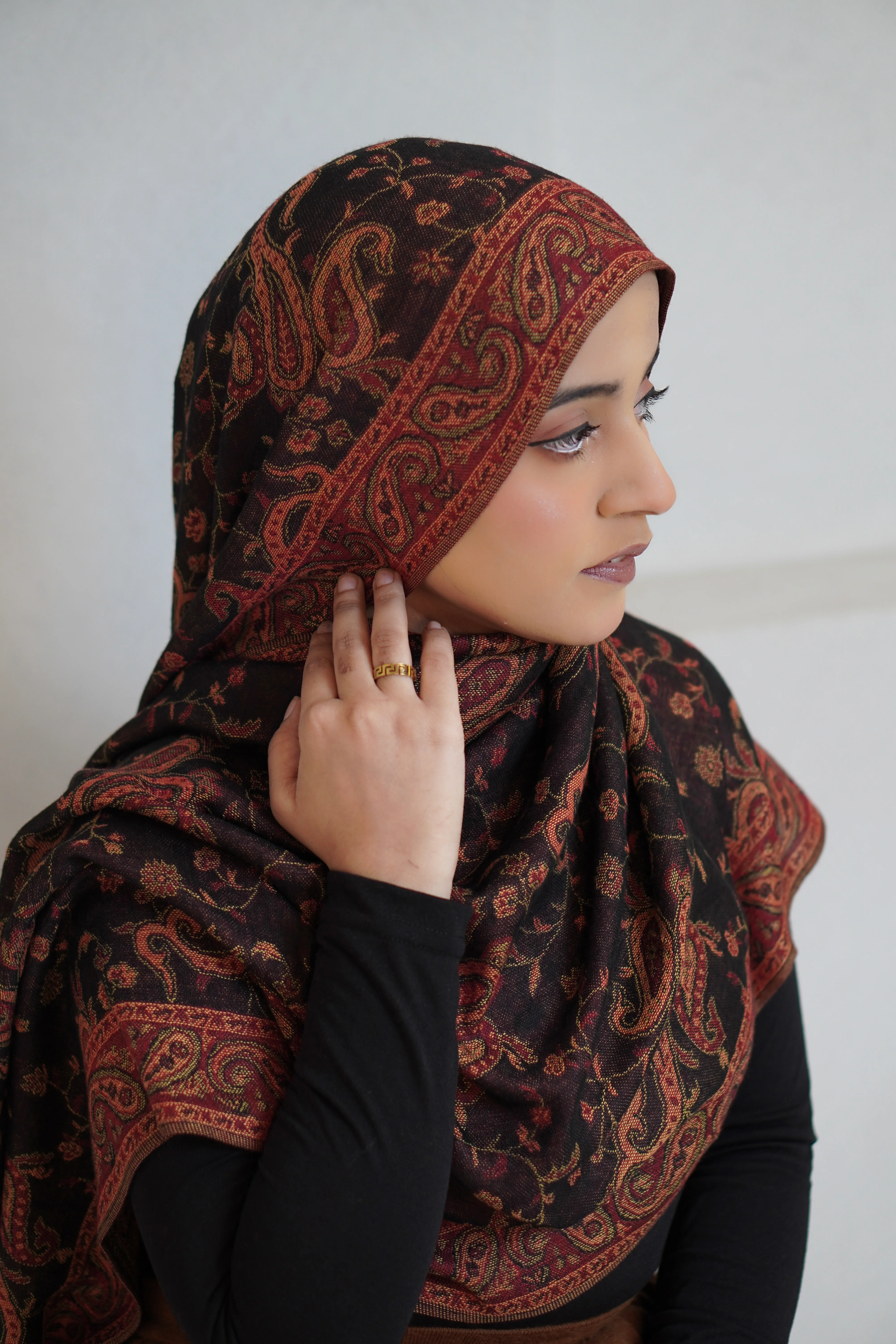 Pashmina Hijab - Husn - Image 6