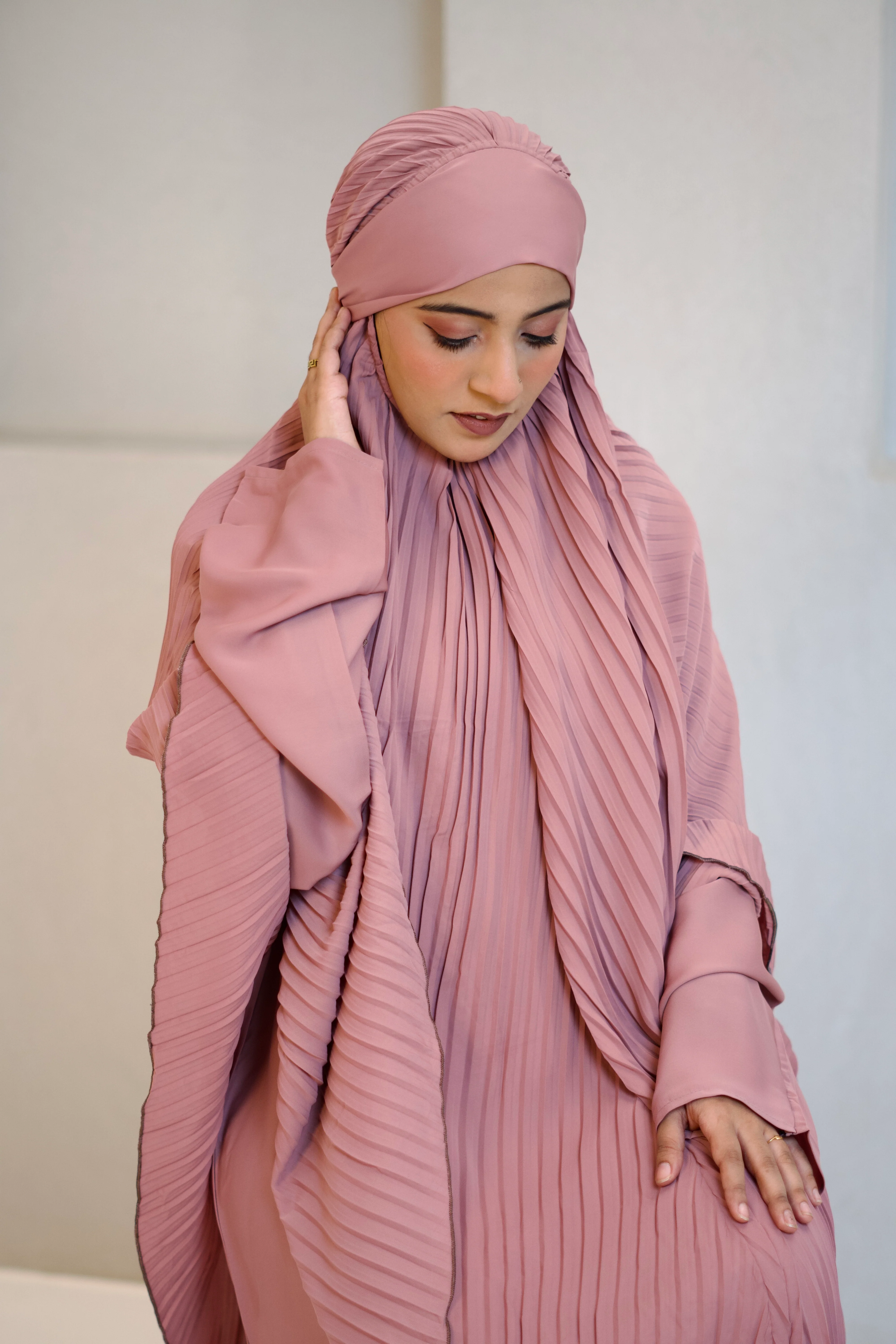 PLEATED KHIMAR SET - Image 15