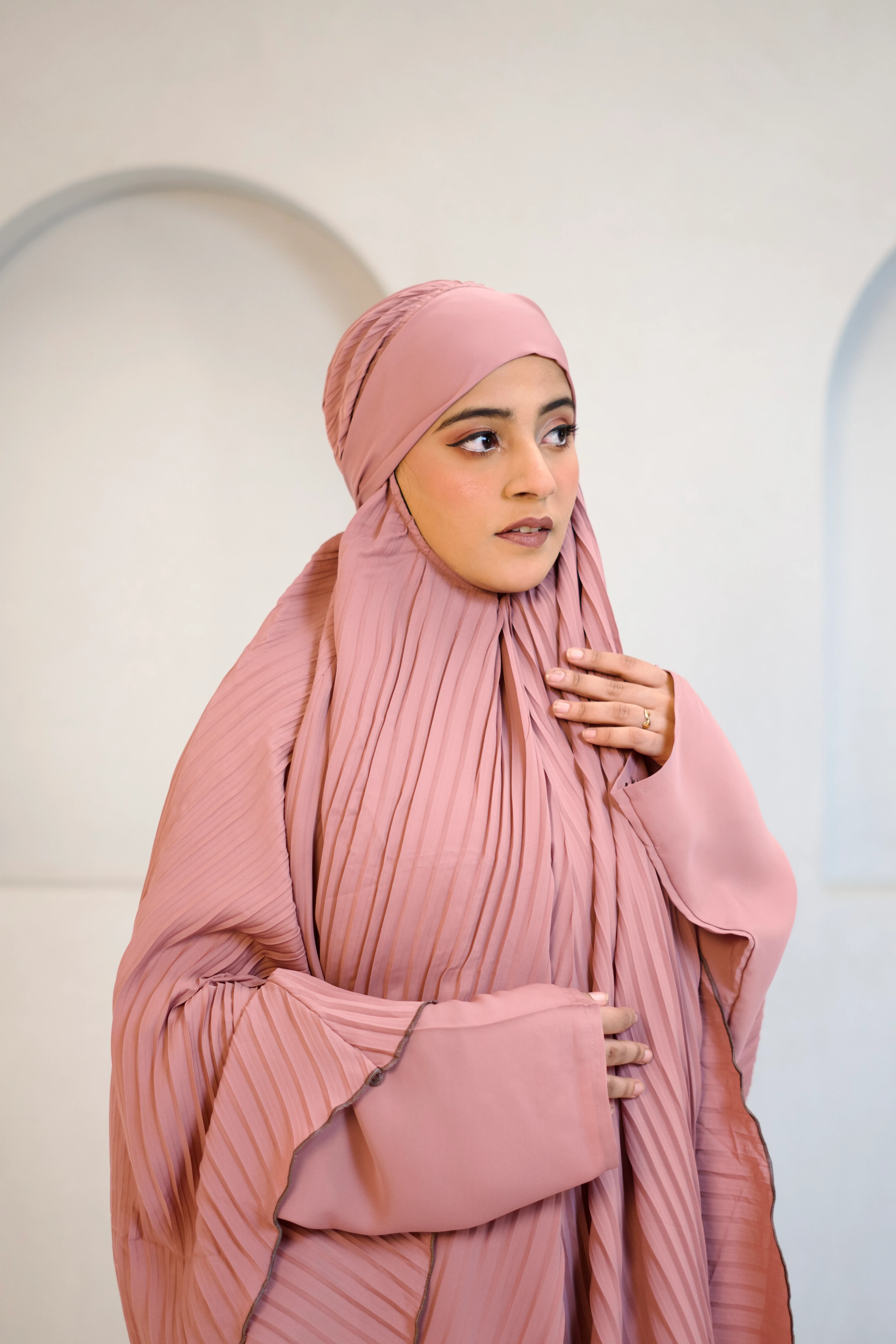 PLEATED KHIMAR SET - Image 16