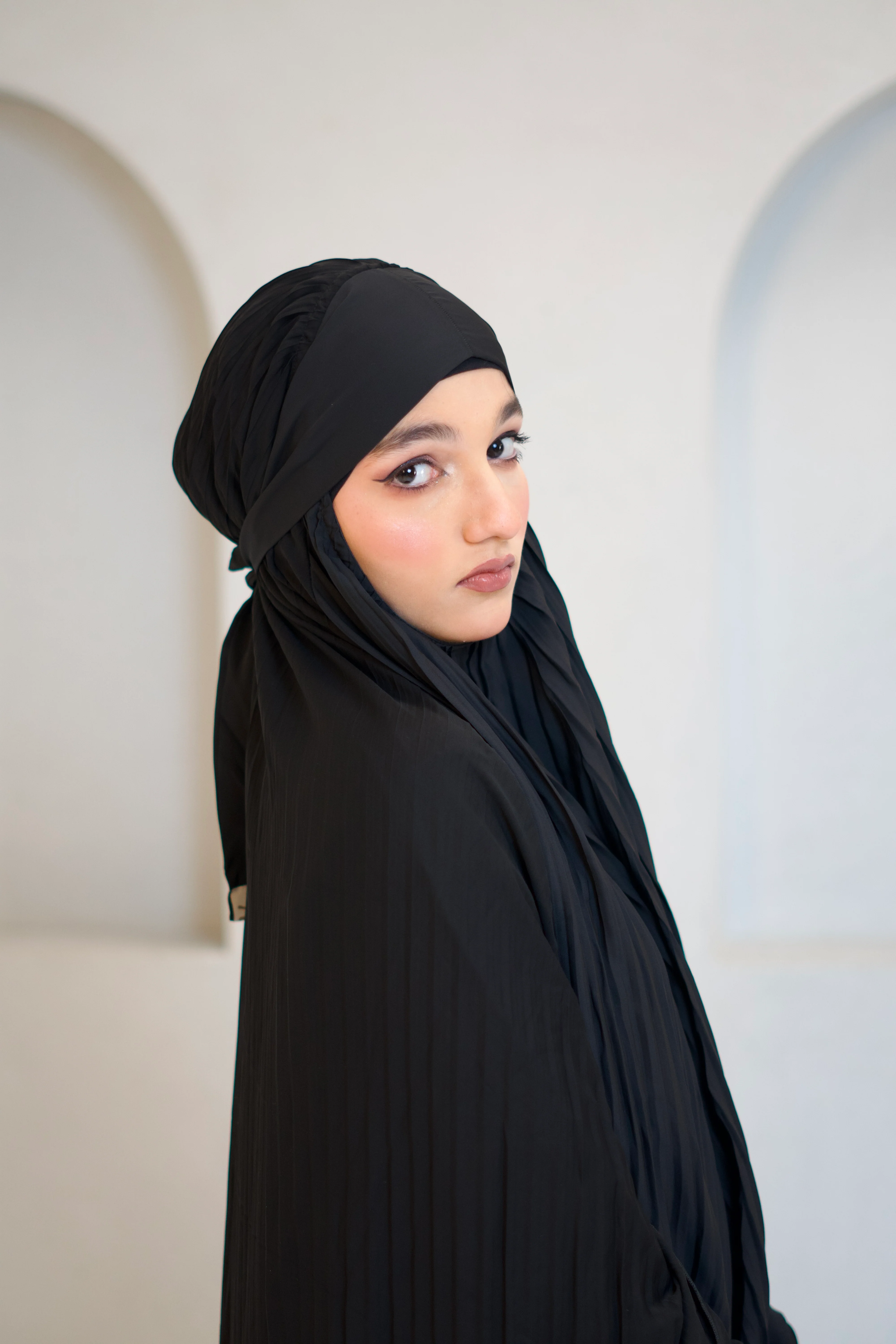 PLEATED KHIMAR SET - Image 29
