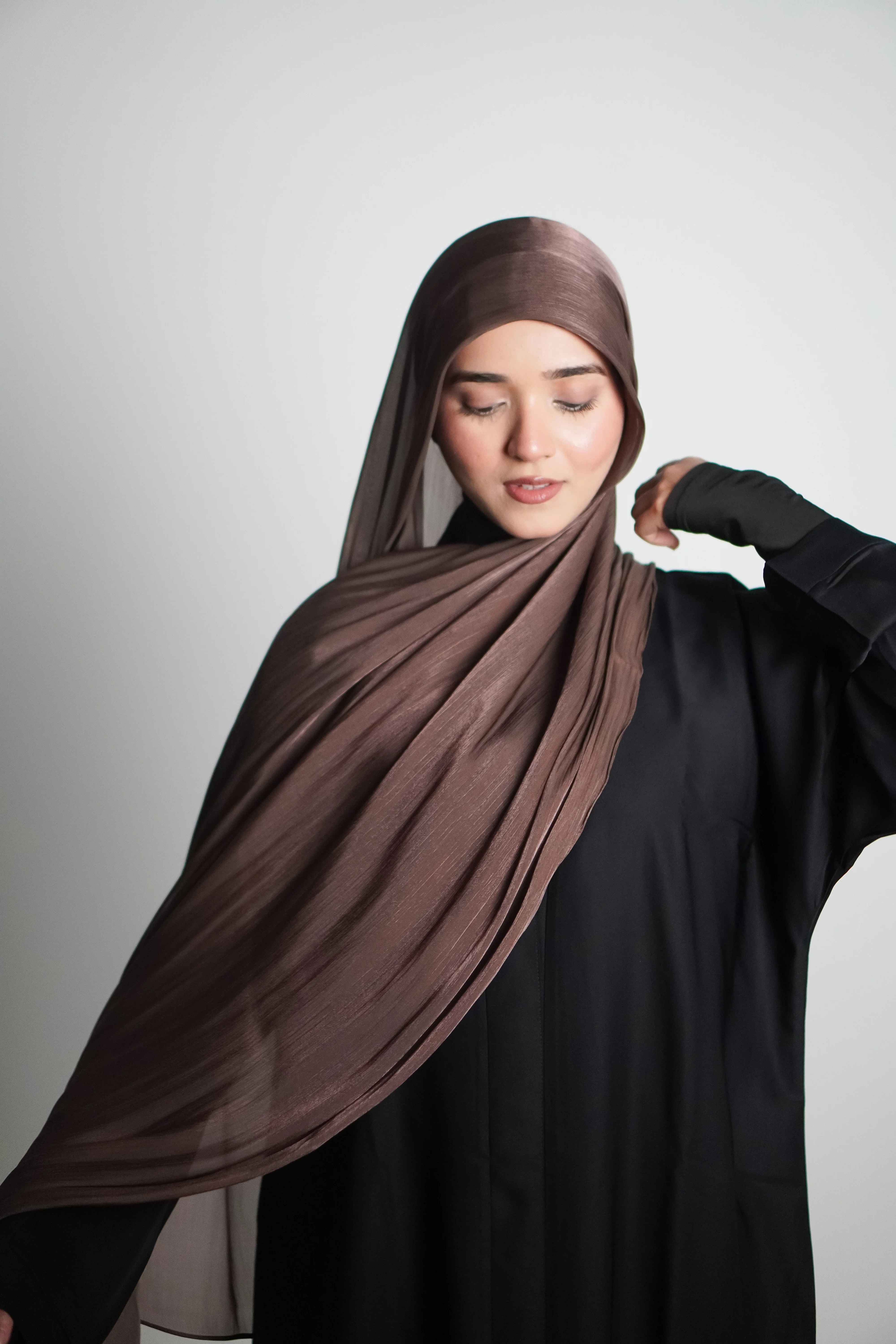 Premium Organza Hijab - Cocoa Brown - Image 3