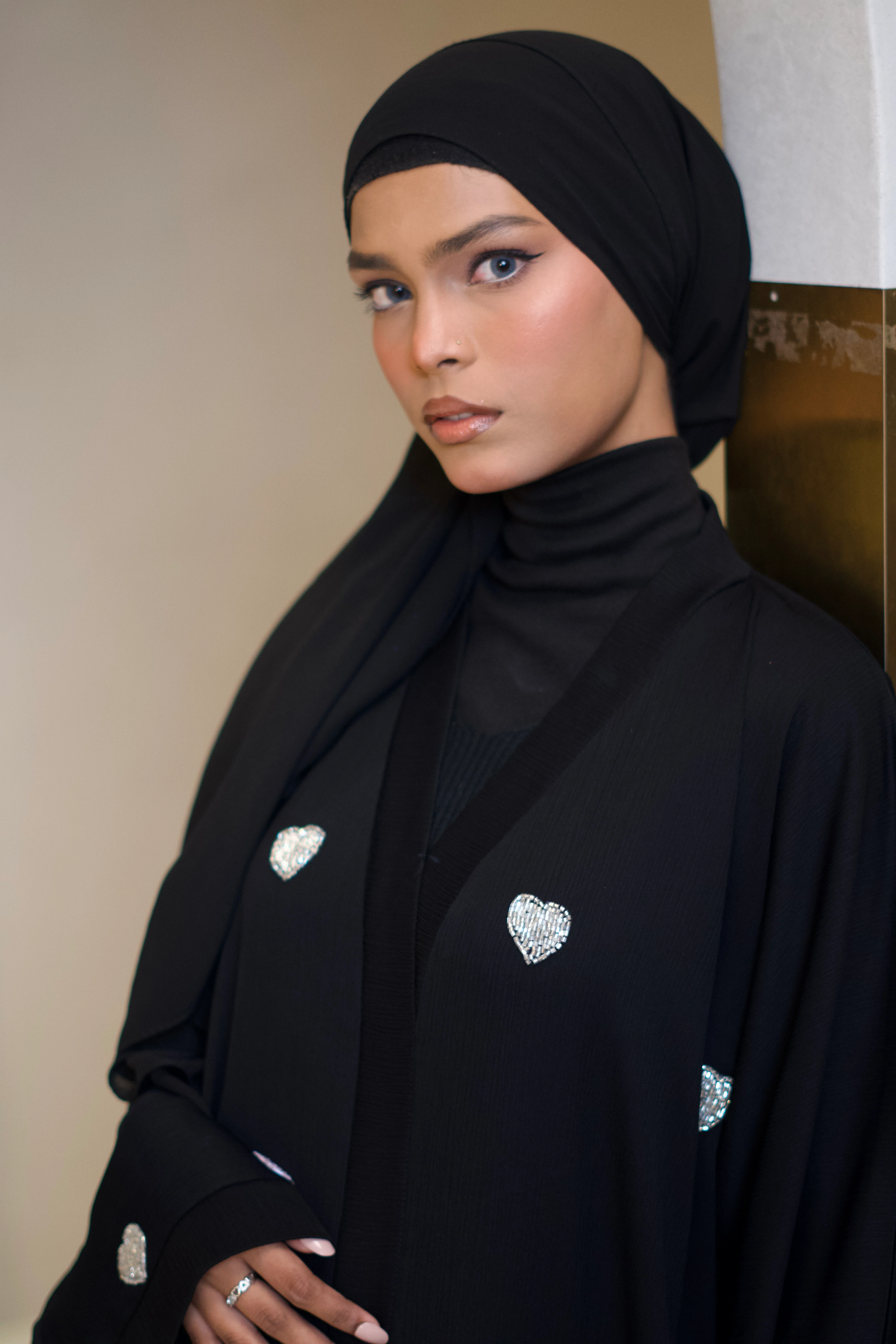 Qalbi Abayah - Pink & Silver - Image 5