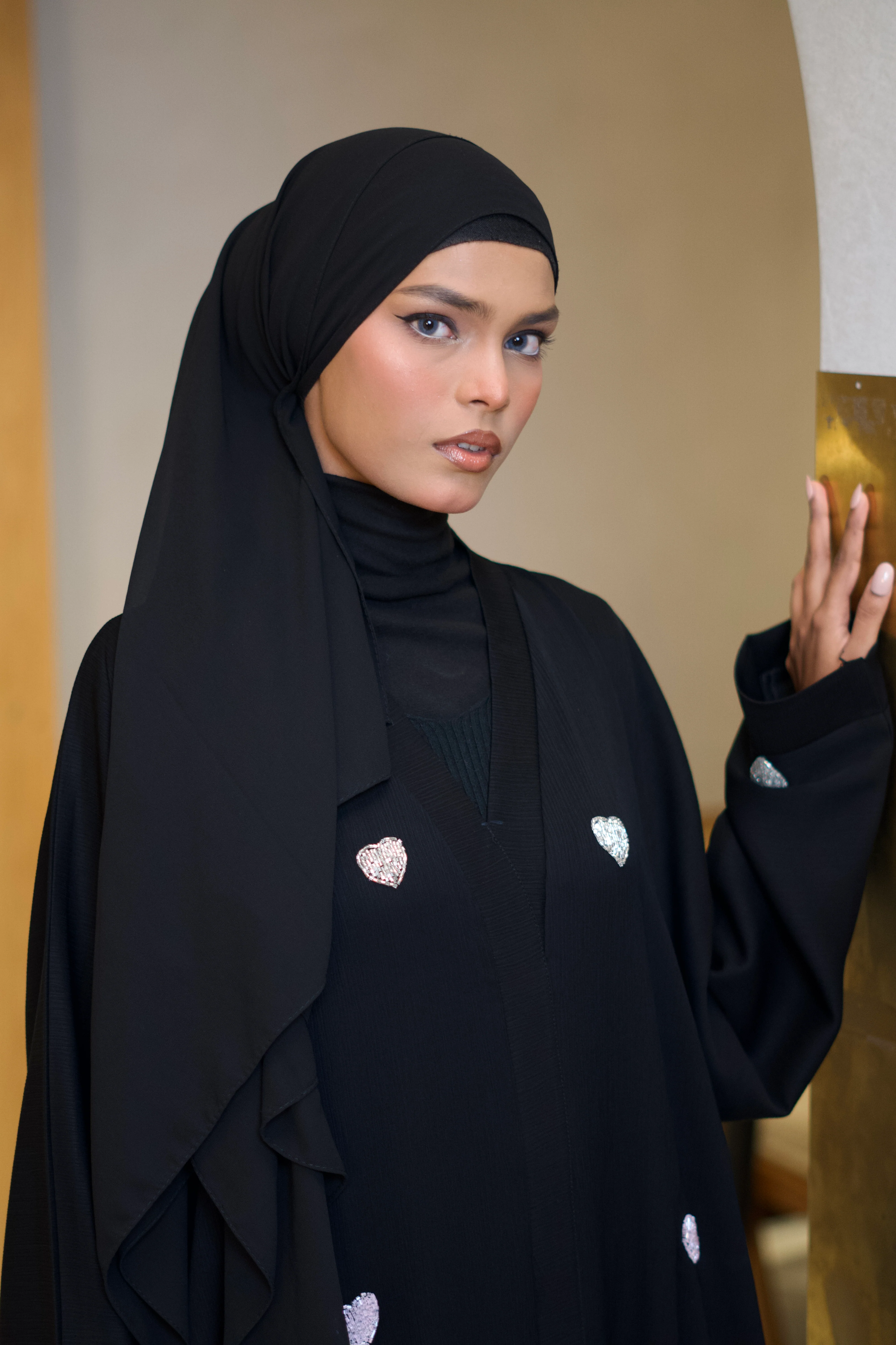 Qalbi Abayah - Pink & Silver - Image 7