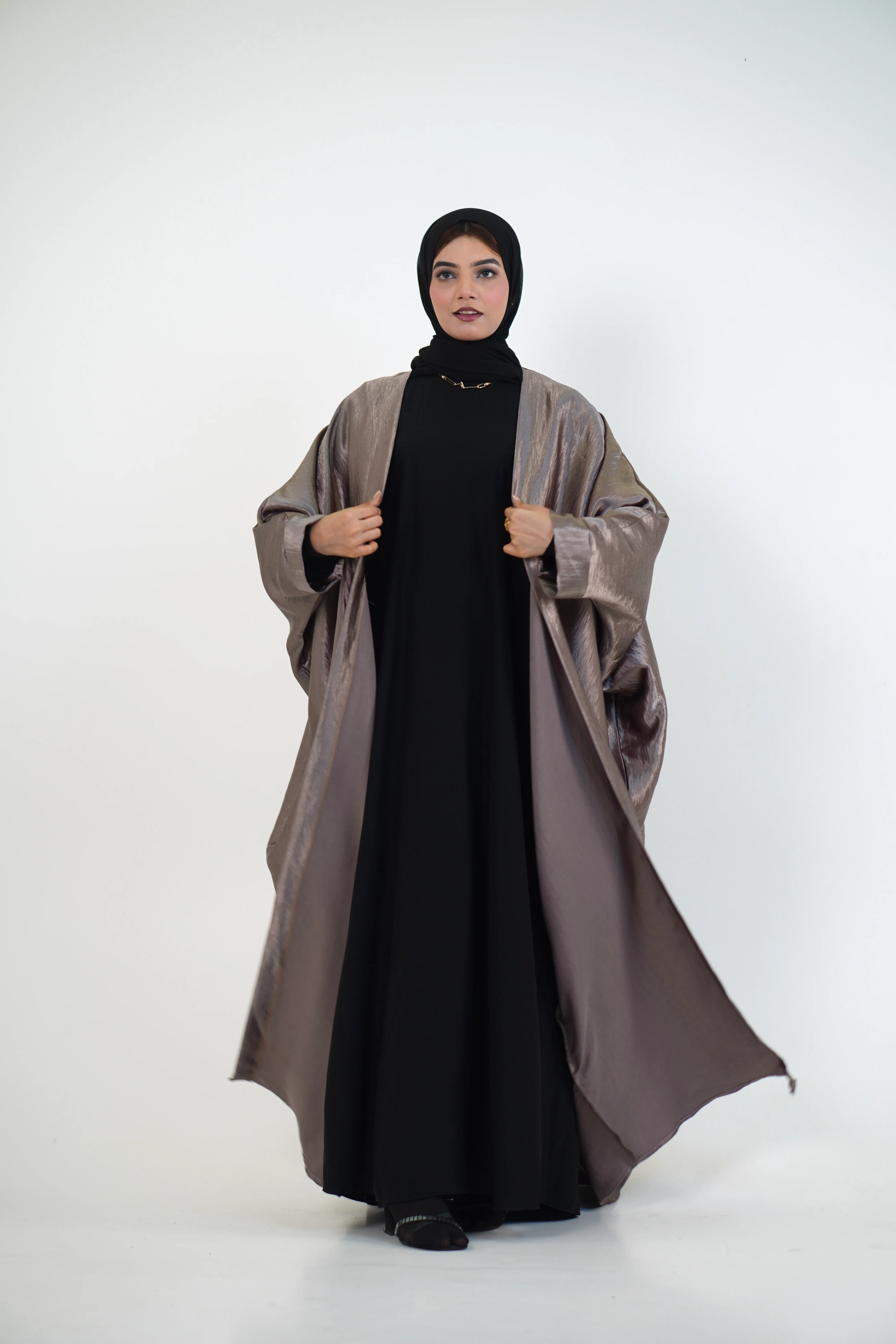 Qamar Open Abayah - Image 20