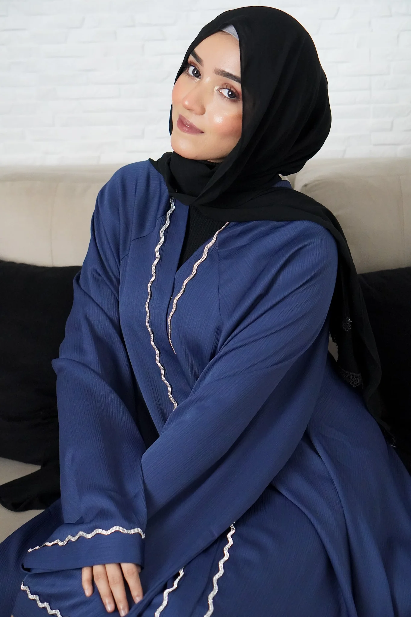 RANIA ABAYAH -ROYAL BLUE - Image 4