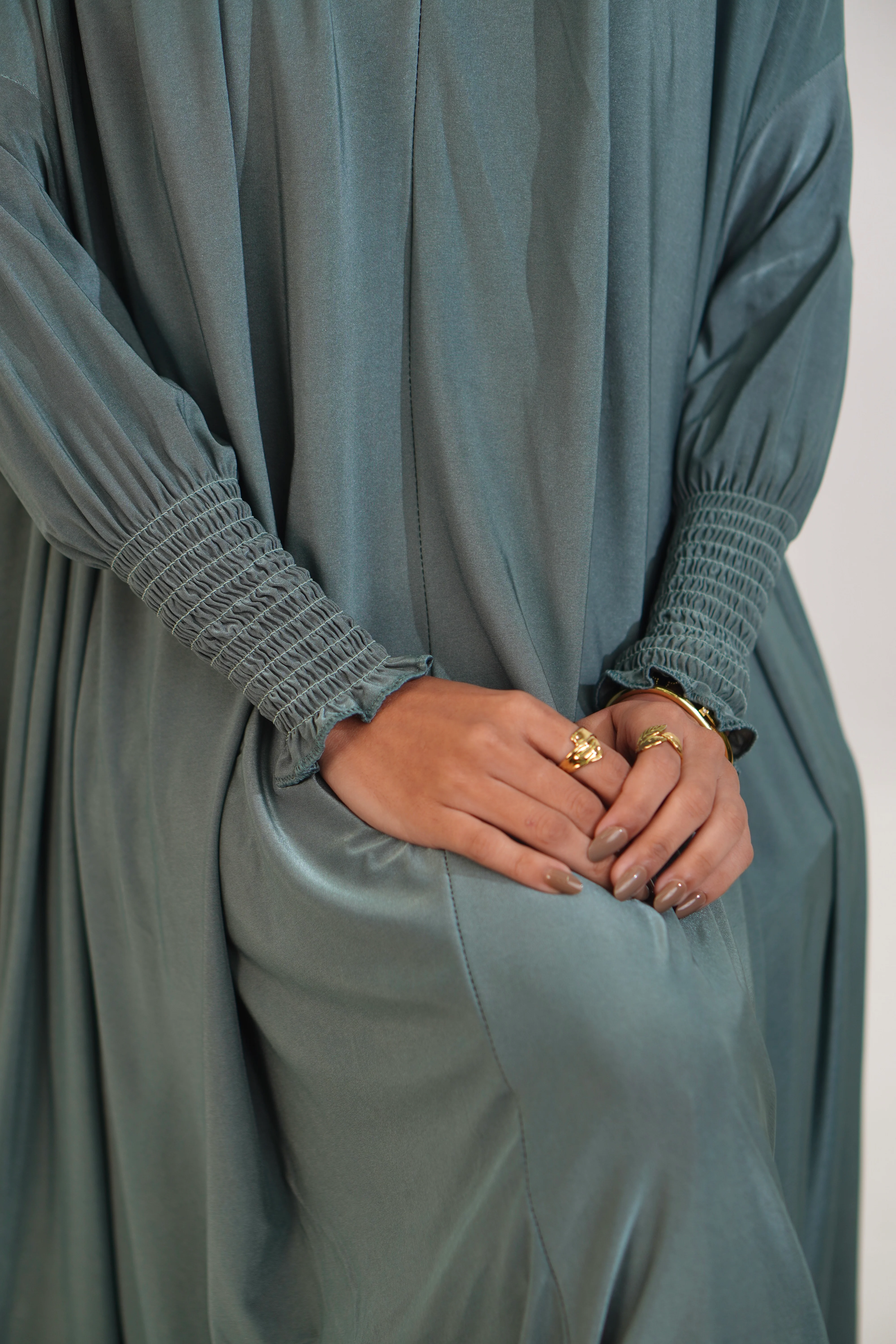 Salah Dress - Below Knee (CRUSHED SLEEVES) - Image 29