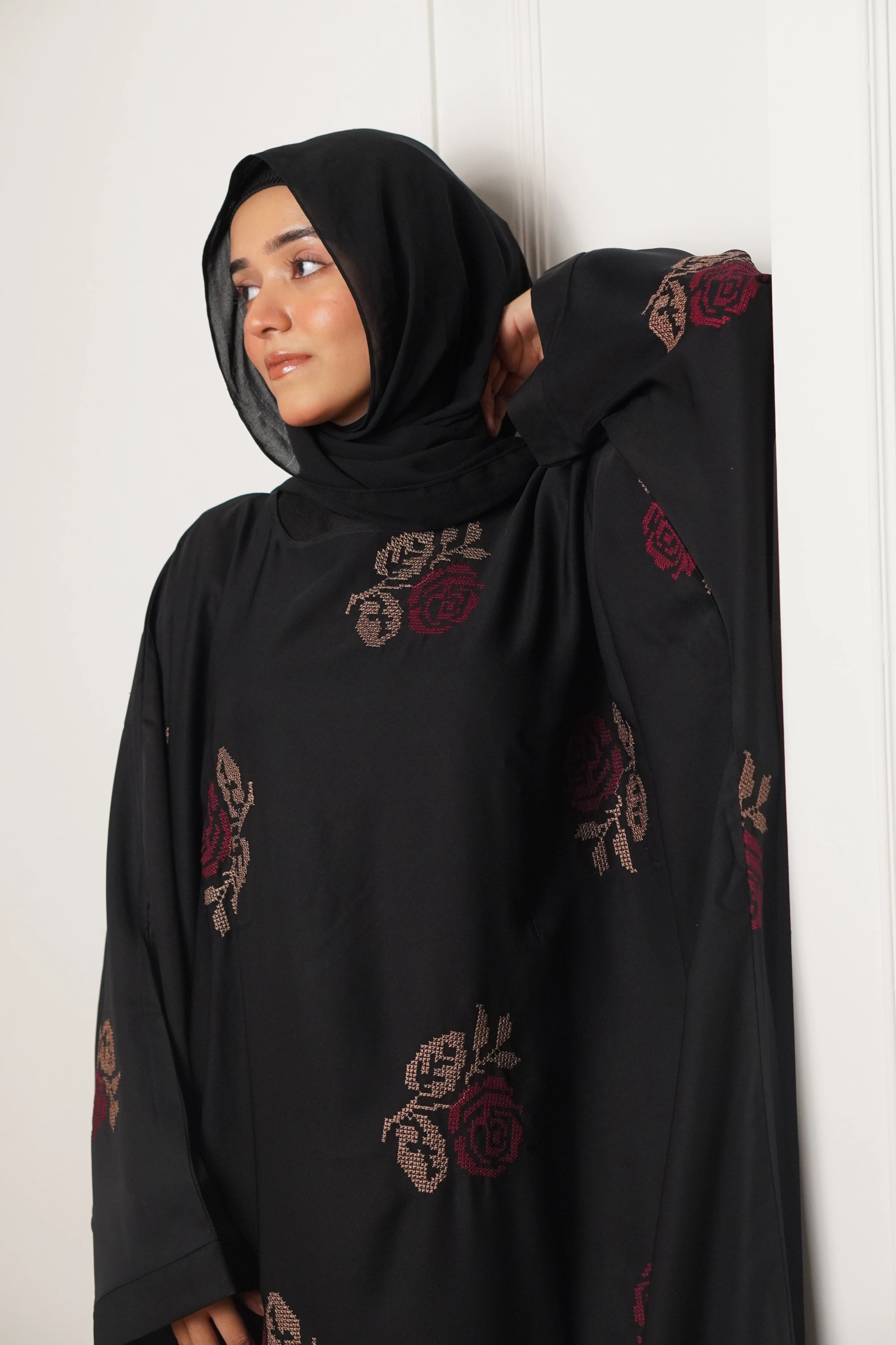 ROSELET ABAYAH - Image 4