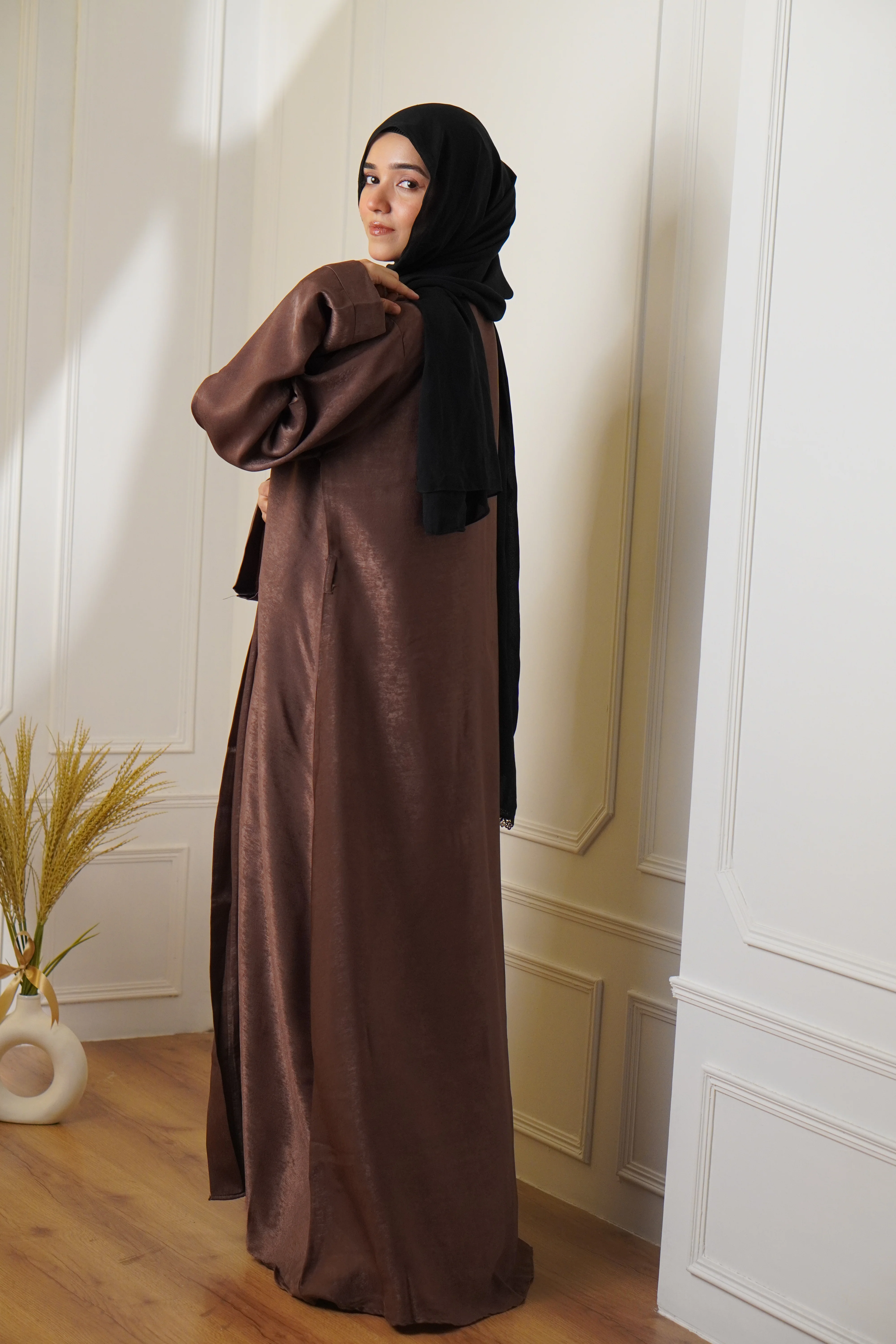 VELVET TOUCH ABAYAH - MAUVE - Image 4